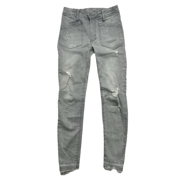 Free People We The Free Jeans Women 28 Gray Denim Paint Splatter Raw Hem Skinny - Picture 1 of 13